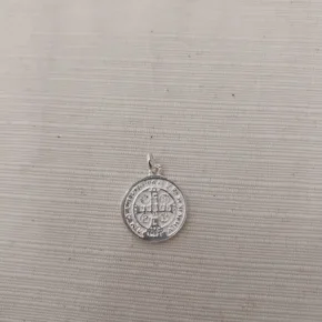 Dije medallon san benito