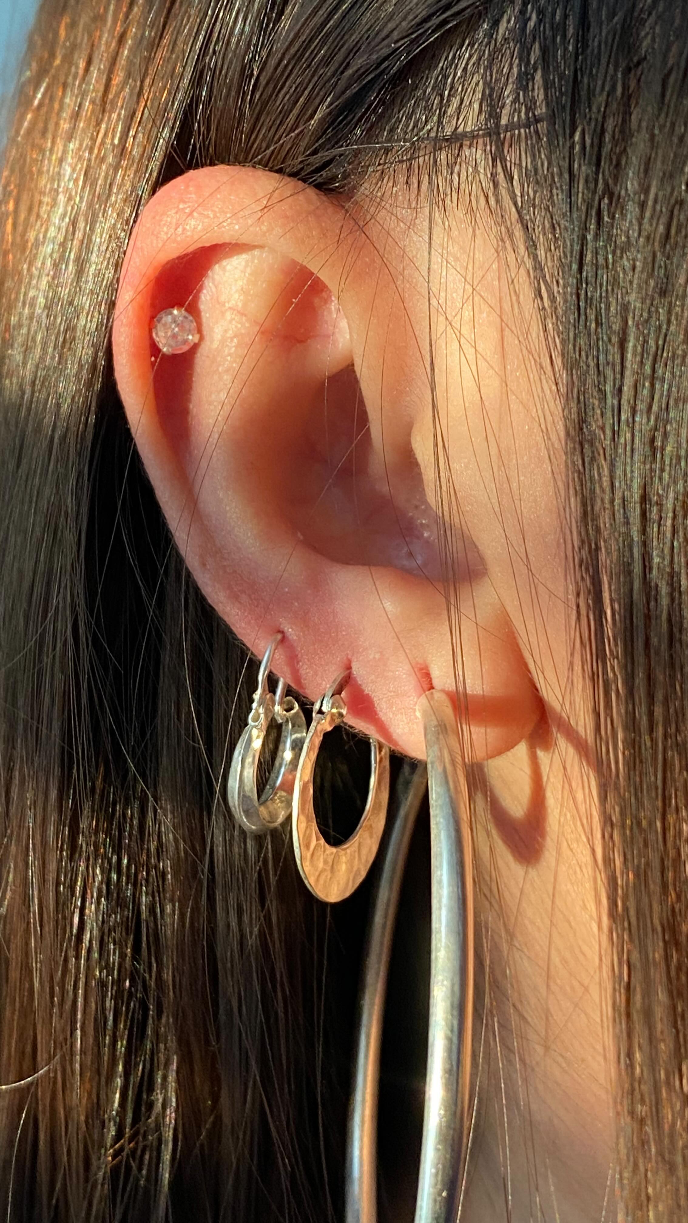 Podes chequear todos nuestros productos en la pagina web www.ambarvioletajoyeria.com 💜