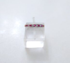 Anillo de piedra