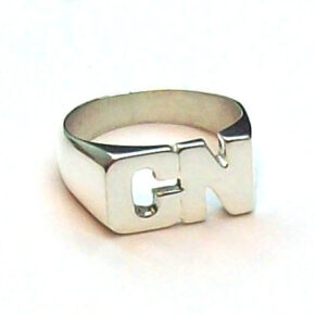 Anillo calado 2 iniciales