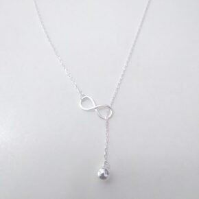 Cadena choker con dijes