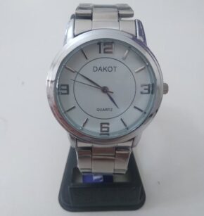 Reloj analogo metal