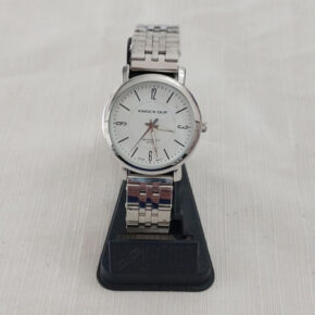 Reloj analogo metal