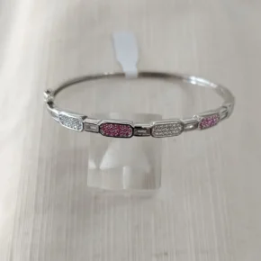 Esclava plata y piedra