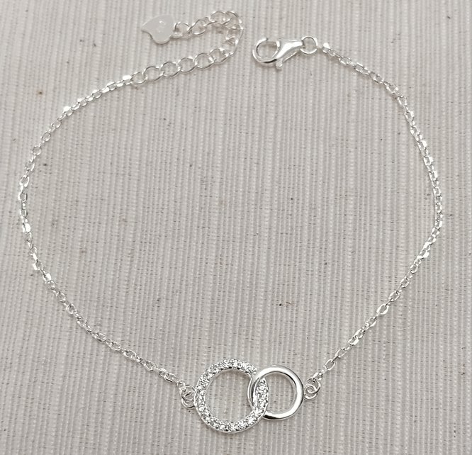 Pulsera plata y piedras