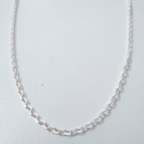 Cadena maciza de plata