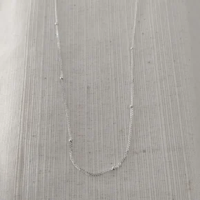 Cadena maciza de plata