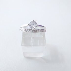 Anillo plata y piedra
