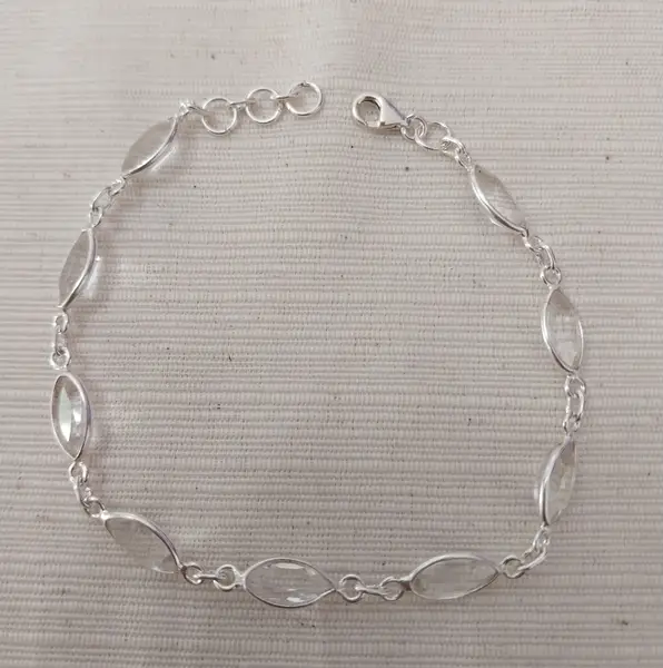 Pulsera plata y piedras