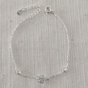 Pulsera plata y piedras