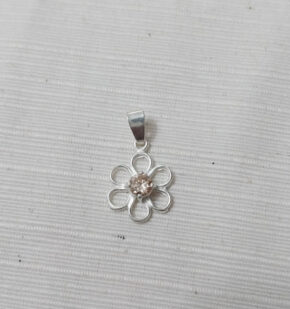 Dije plata y piedra