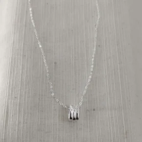 Collar de plata 925